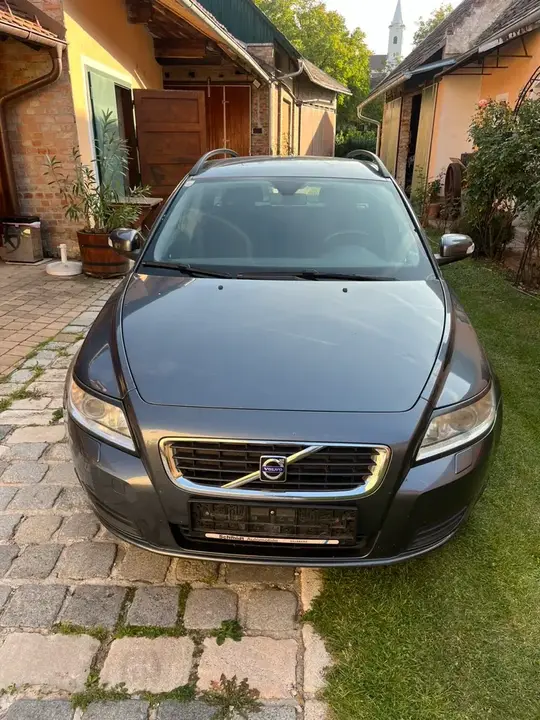 Volvo V50 2009 photo 3