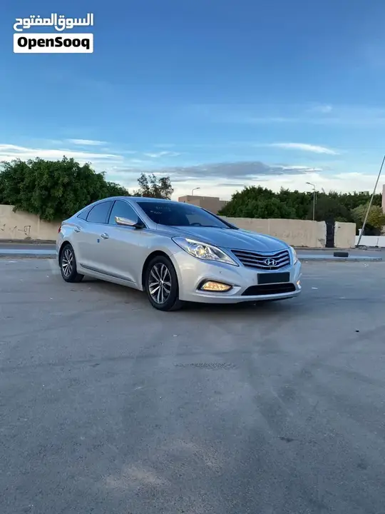Hyundai Grandeur 2012 photo 2