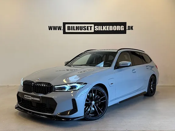 BMW 330E