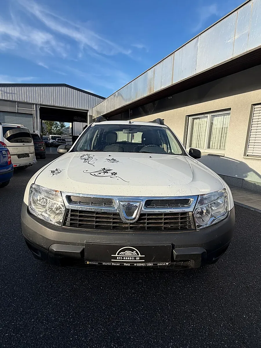 Dacia Duster 2012 photo 2