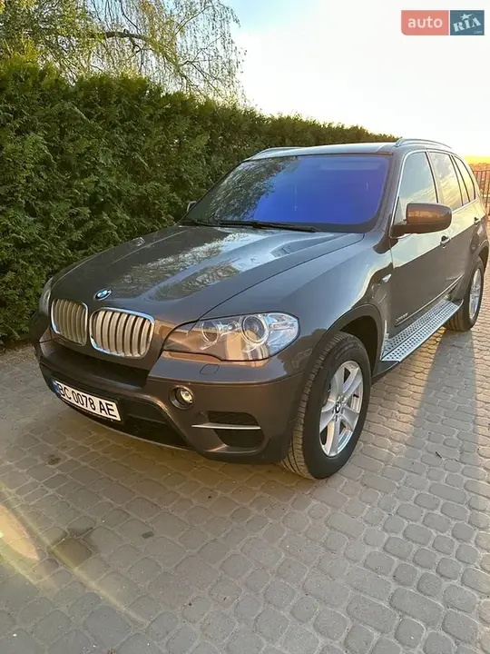 BMW X5 2012 photo 3