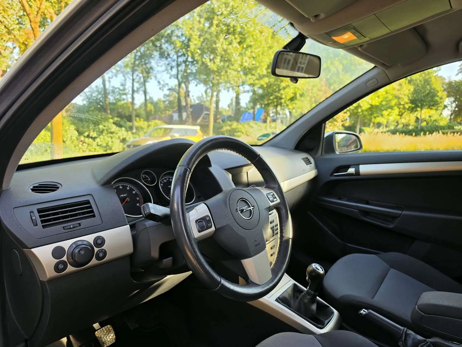 Opel Astra 2008 photo 3