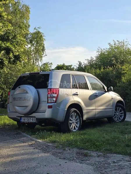 Suzuki Grand Vitara 2009 photo 2