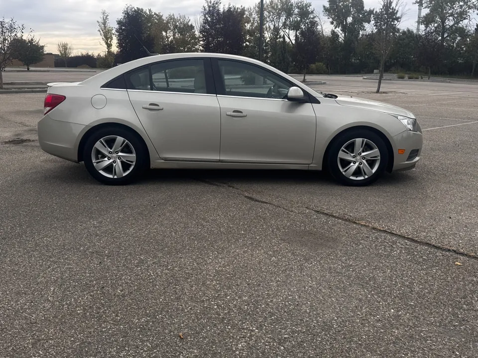 Chevrolet Cruze 2014 photo 5