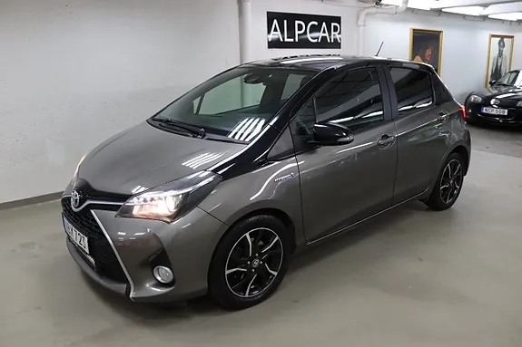 Toyota Yaris 2016 photo 2