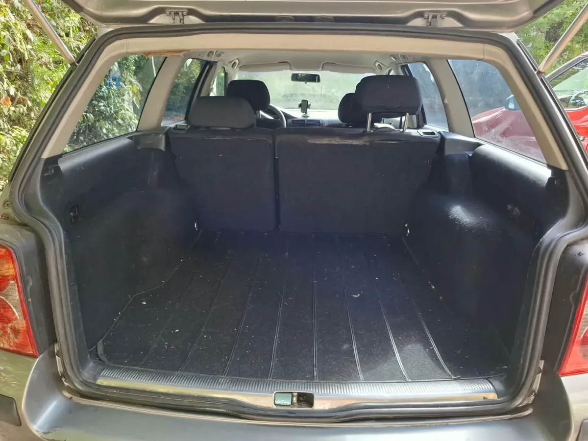 Volkswagen Passat 2001 photo 2