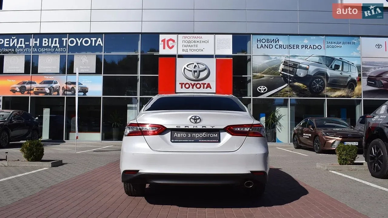 Toyota Camry 2019 photo 4