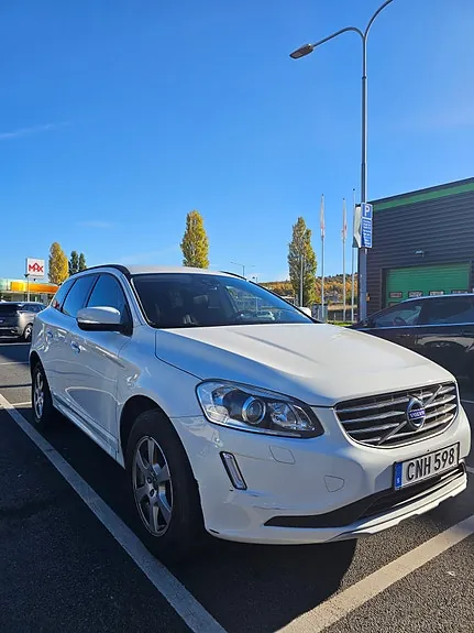 Volvo Xc60 2016 photo 2