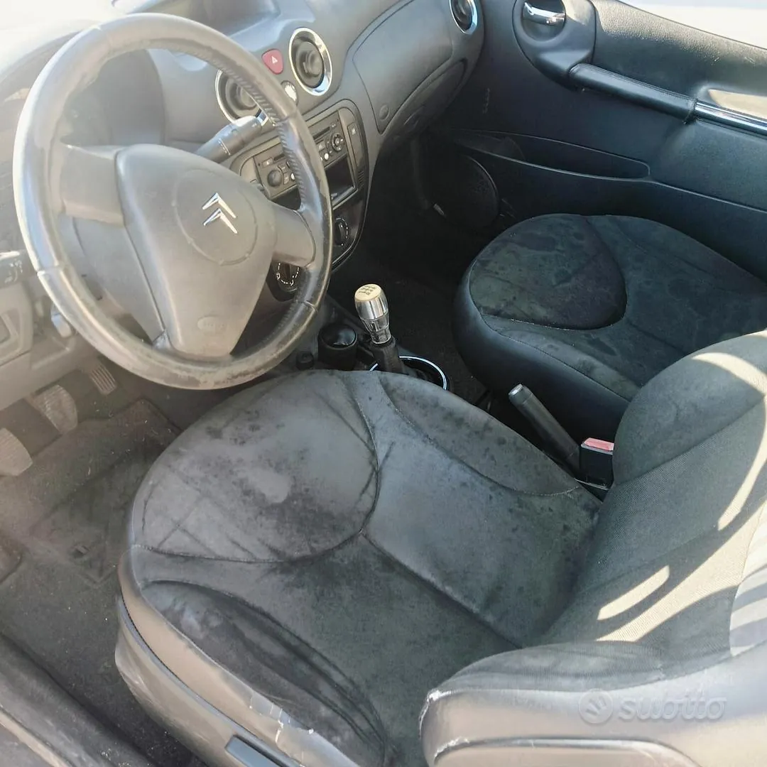 Citroen C3 2010 photo 2