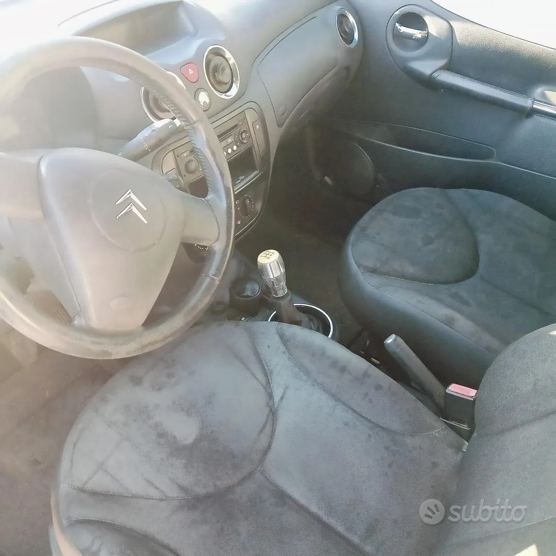 Citroen C3 2010 photo 3