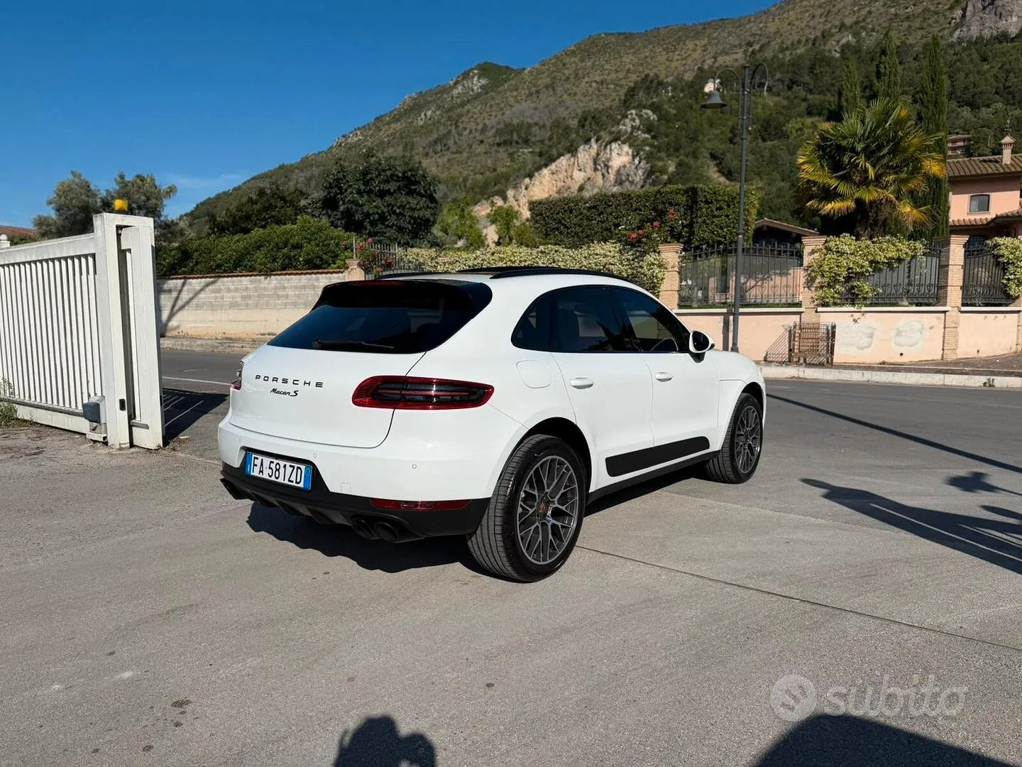 Porsche Macan 2015 photo 4