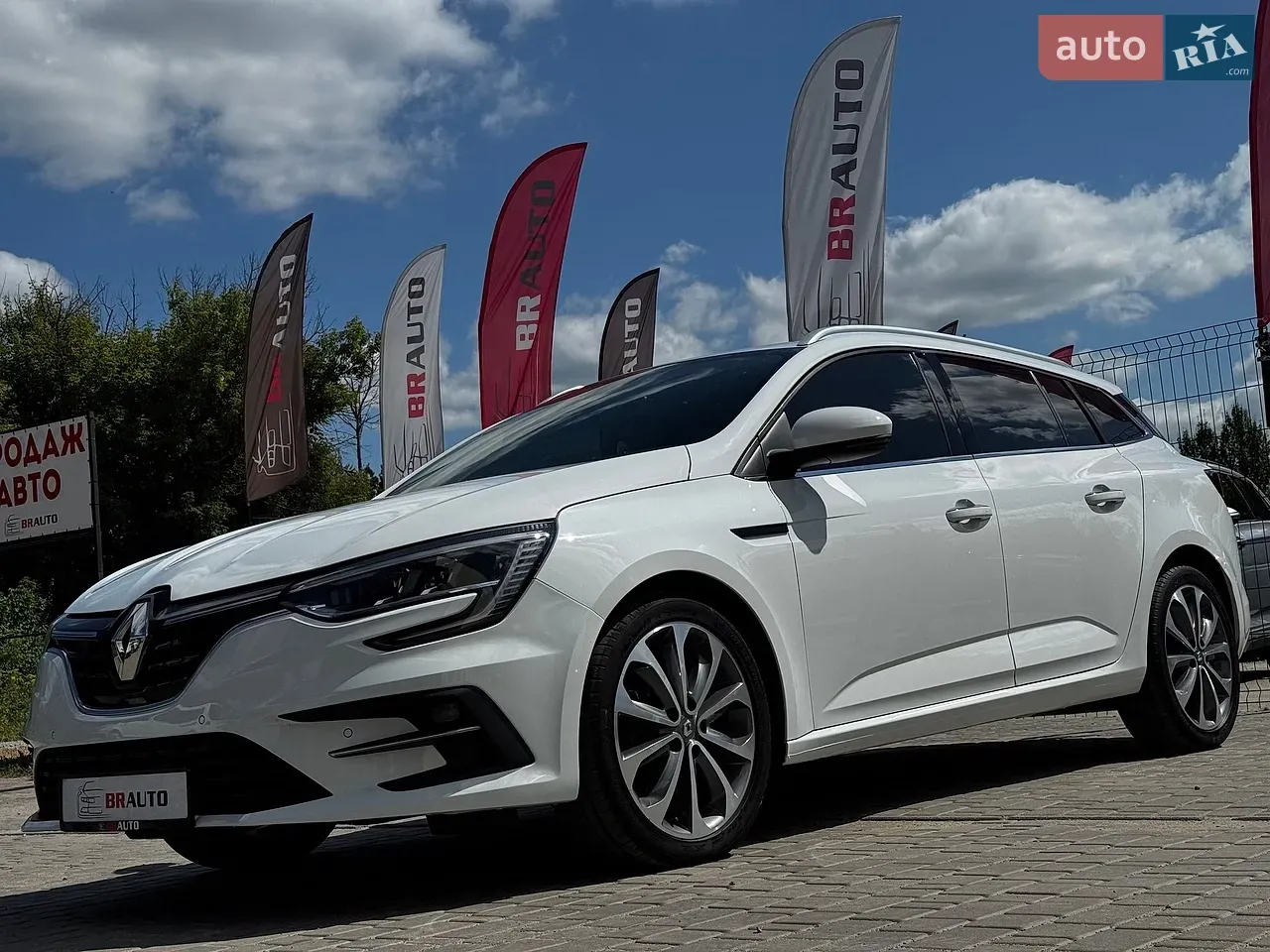 Renault Megane 2021 photo 2