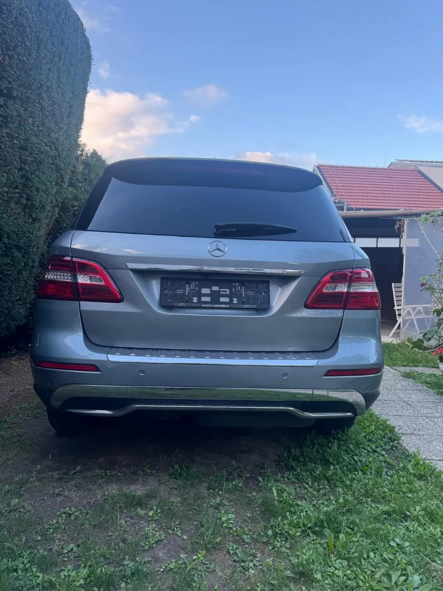 Mercedes-Benz M-Class 2015 photo 2
