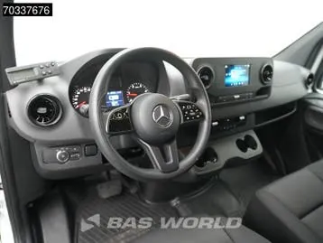 Mercedes-Benz Sprinter 2022 photo 3