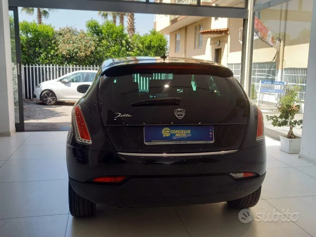 Lancia Delta 2009 photo 5