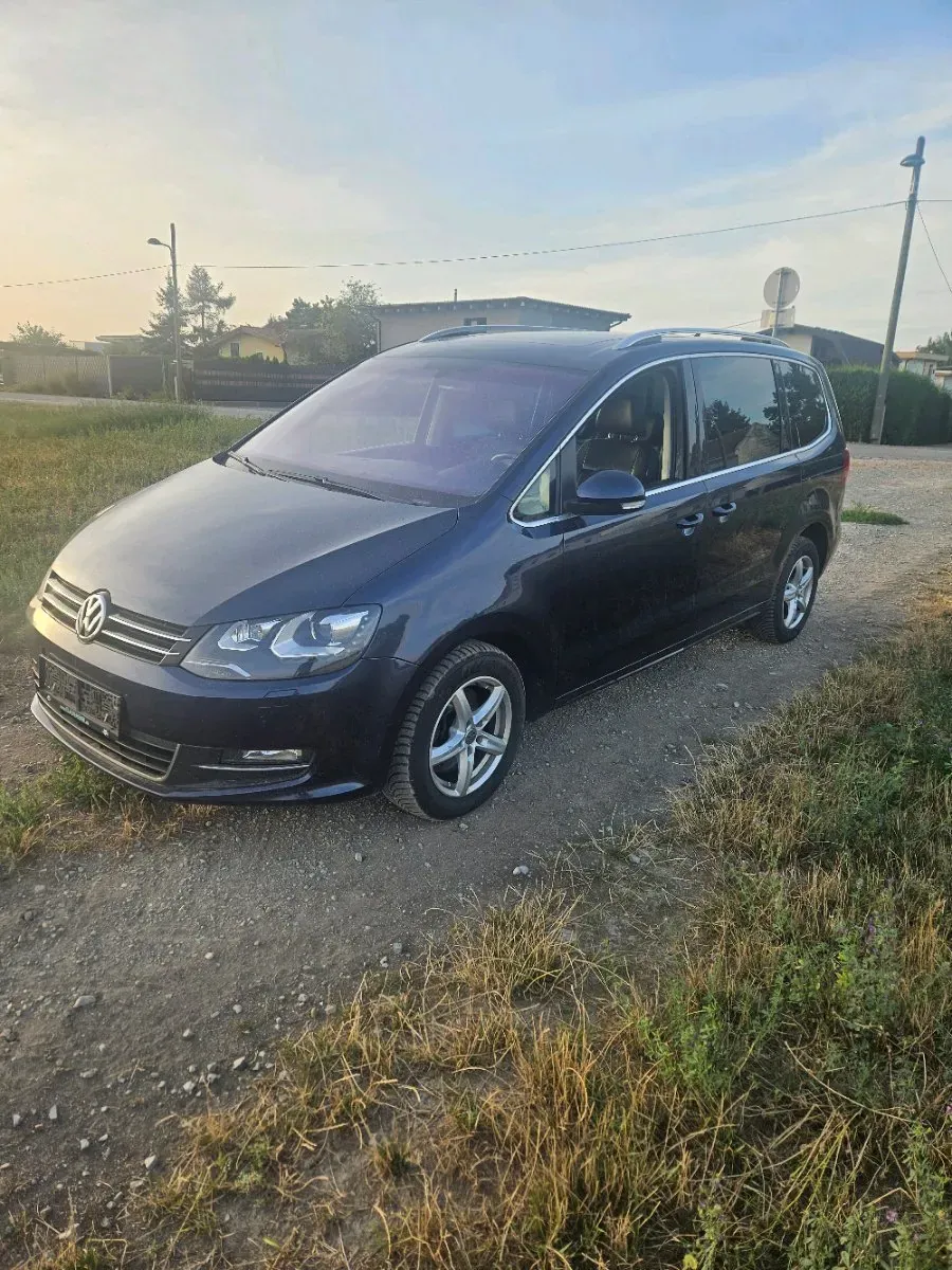 Volkswagen Sharan 2012 photo 3