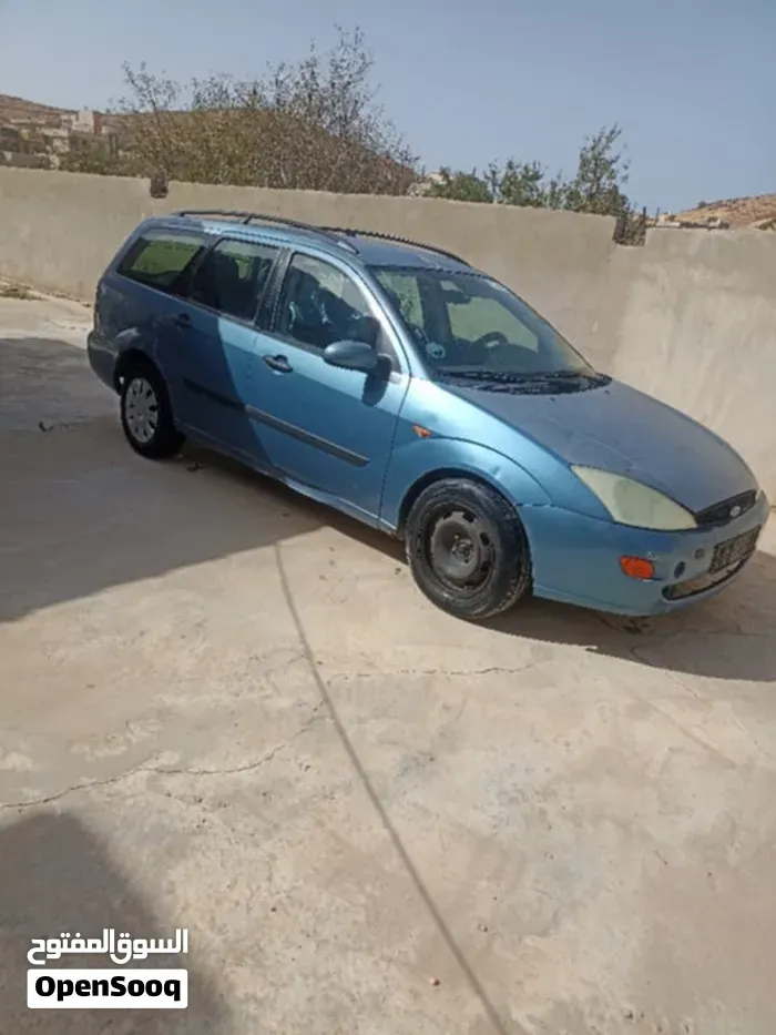 Ford Focus 2002 photo 2