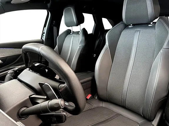 Peugeot 3008 2023 photo 5