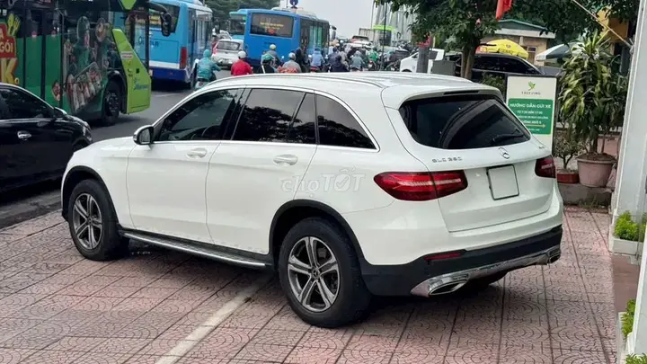Mercedes-Benz Glc 2017 photo 5