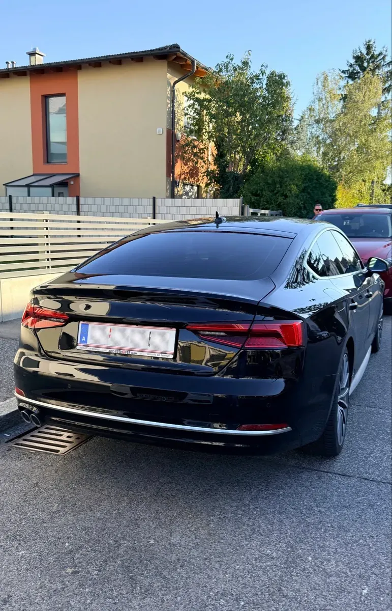 Audi A5 2017 photo 2
