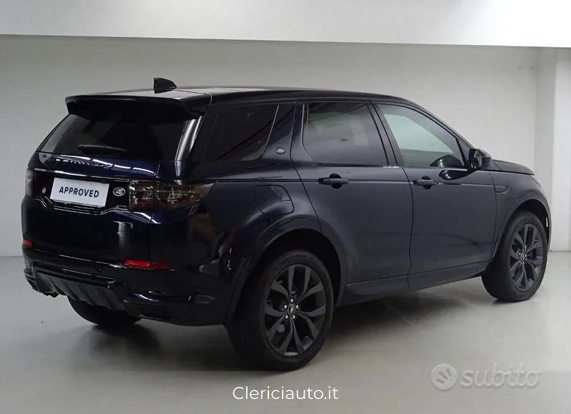 Land Rover Discovery Sport 2022 photo 2