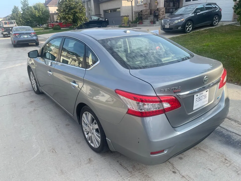 Nissan Sentra 2013 photo 2