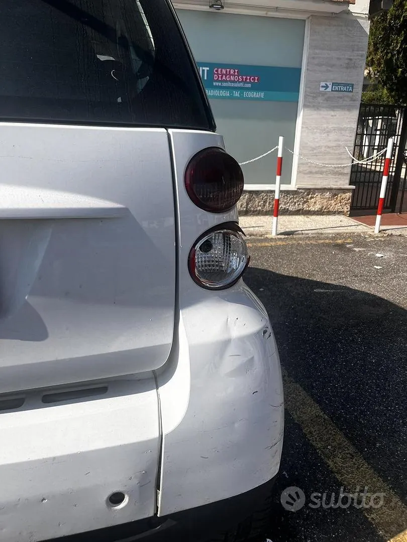 Smart Fortwo 2011 photo 5