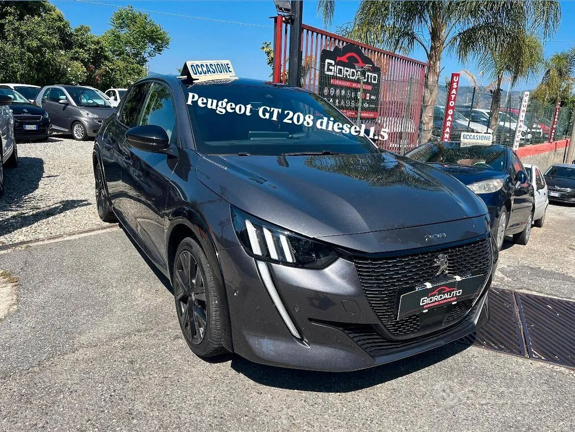 Peugeot 208 2021 photo 3