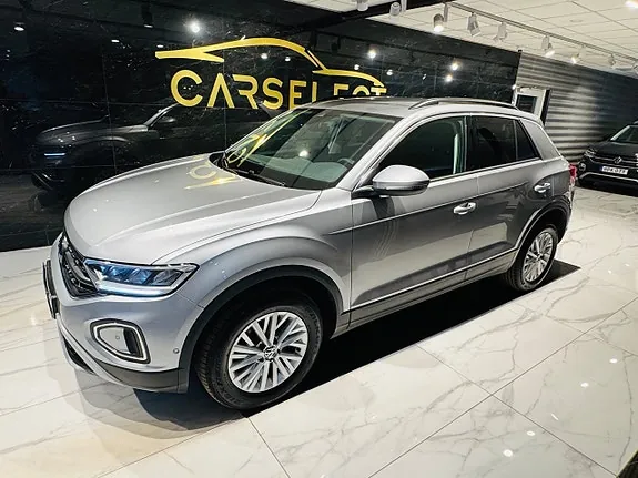 Volkswagen T-Roc 2023 photo 2