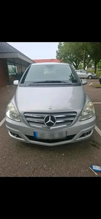 Mercedes-Benz B170