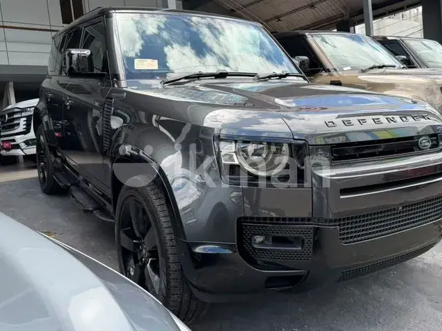 Land Rover Defender 2025 photo 2