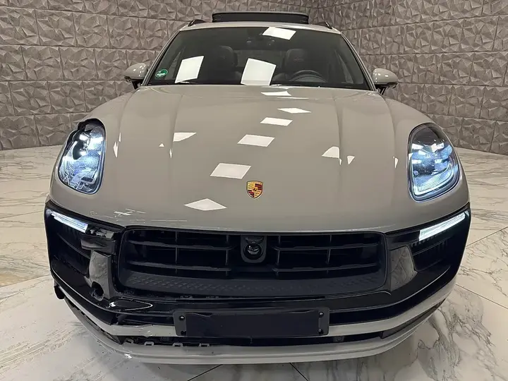 Porsche Macan 2024 photo 2