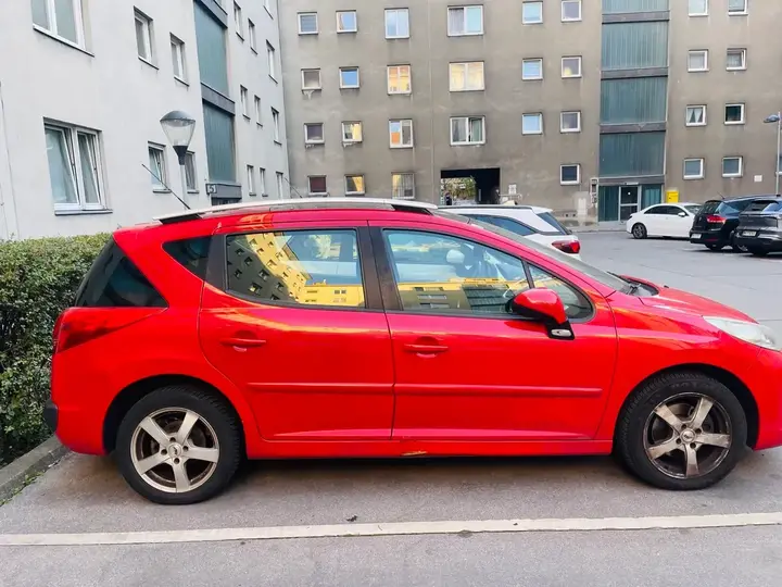 Peugeot 207 Sw 2008 photo 3