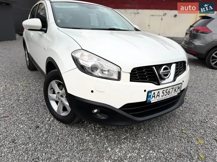 Nissan Qashqai 2011 photo 3