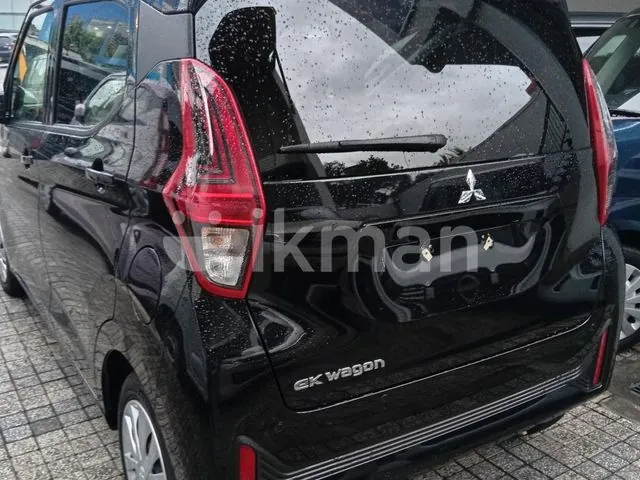 Mitsubishi Ek Wagon 2024 photo 2