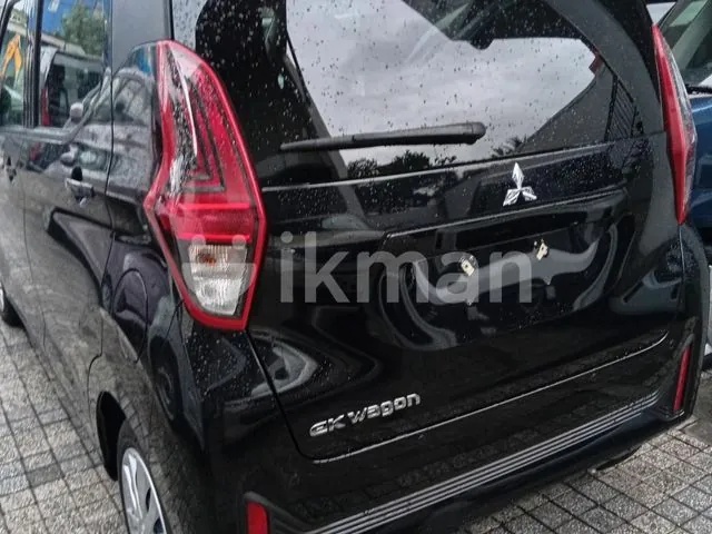 Mitsubishi Ek Wagon 2024 photo 3