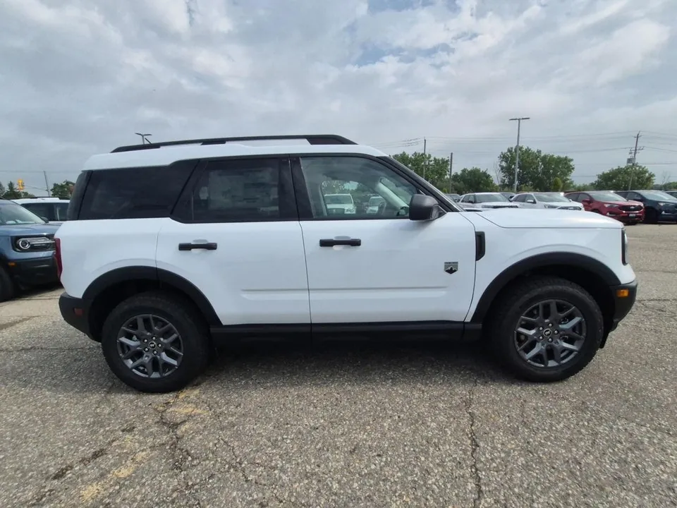 Ford Bronco Sport 2026 photo 4