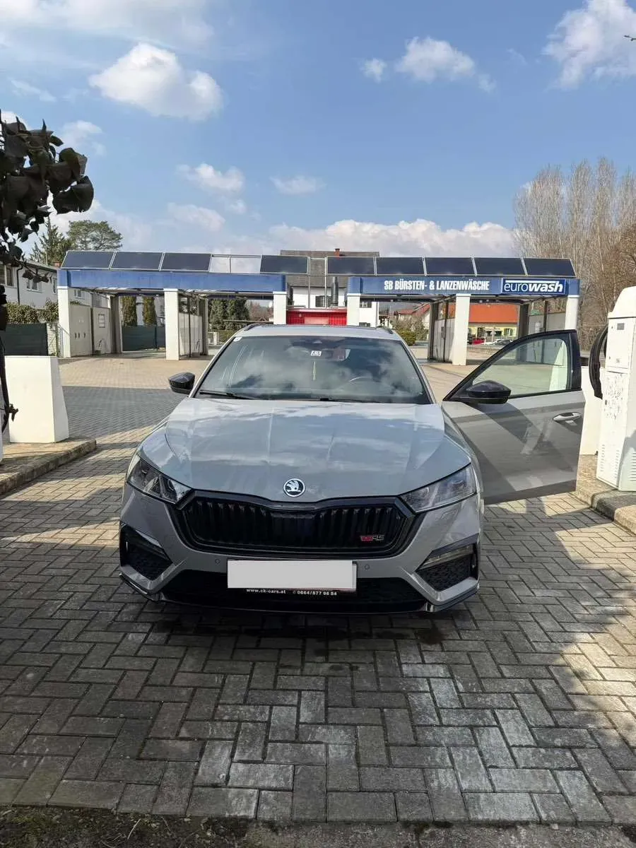 Skoda Octavia 2021 photo 3