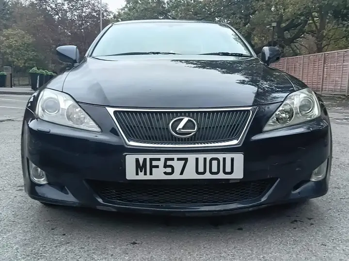 Lexus Is
