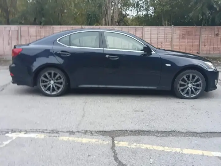 Lexus Is 2007 photo 2