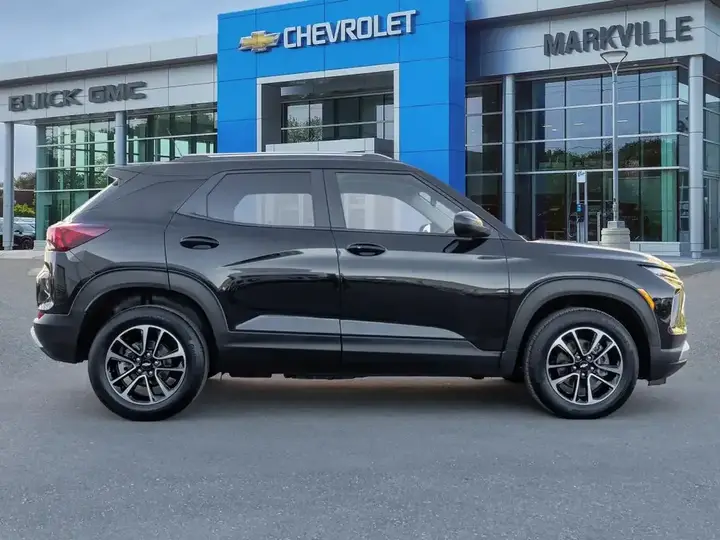 Chevrolet Trailblazer 2024 photo 3