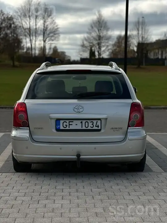 Toyota Avensis 2006 photo 5