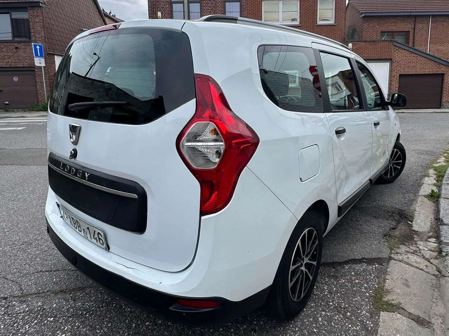 Dacia Lodgy 2019 photo 2