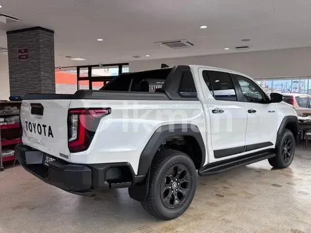 Toyota Hilux 2026 photo 3
