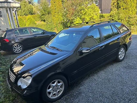 Mercedes-Benz C200 2002 photo 3