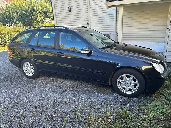 Mercedes-Benz C200 2002 photo 2
