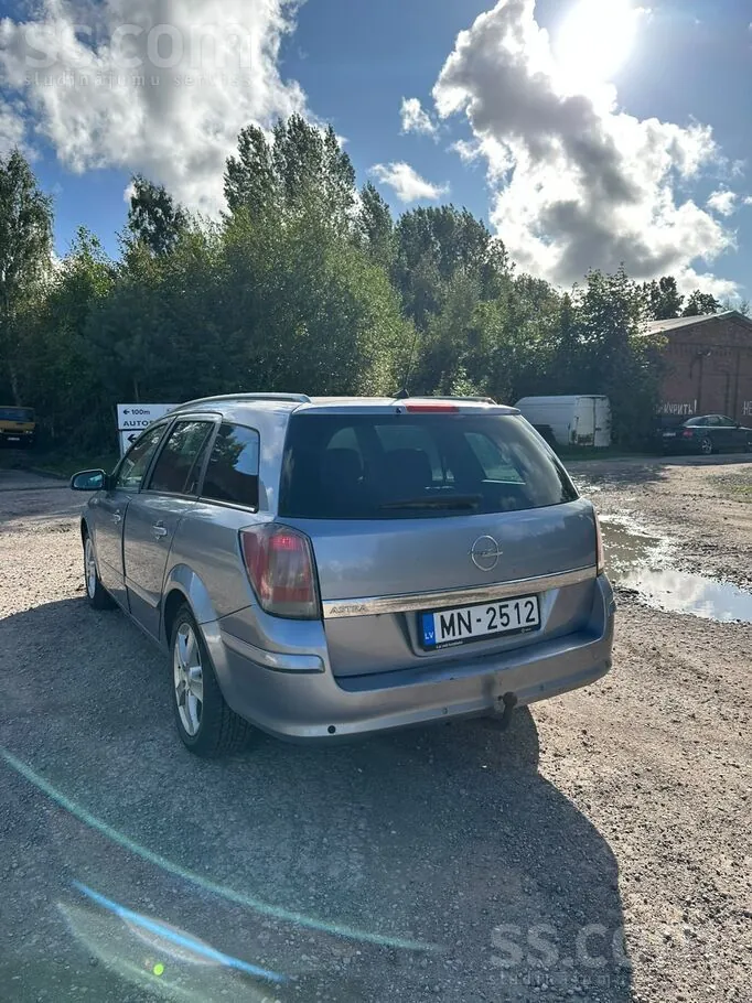 Opel Astra 2006 photo 3