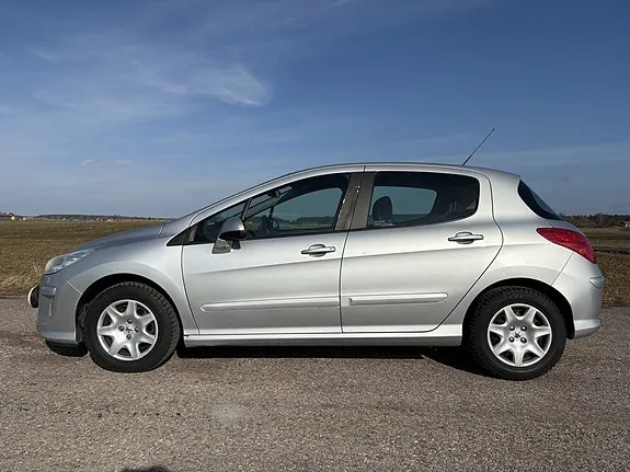 Peugeot 308 2009 photo 4