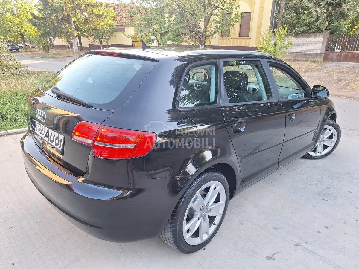 Audi A3 2011 photo 4