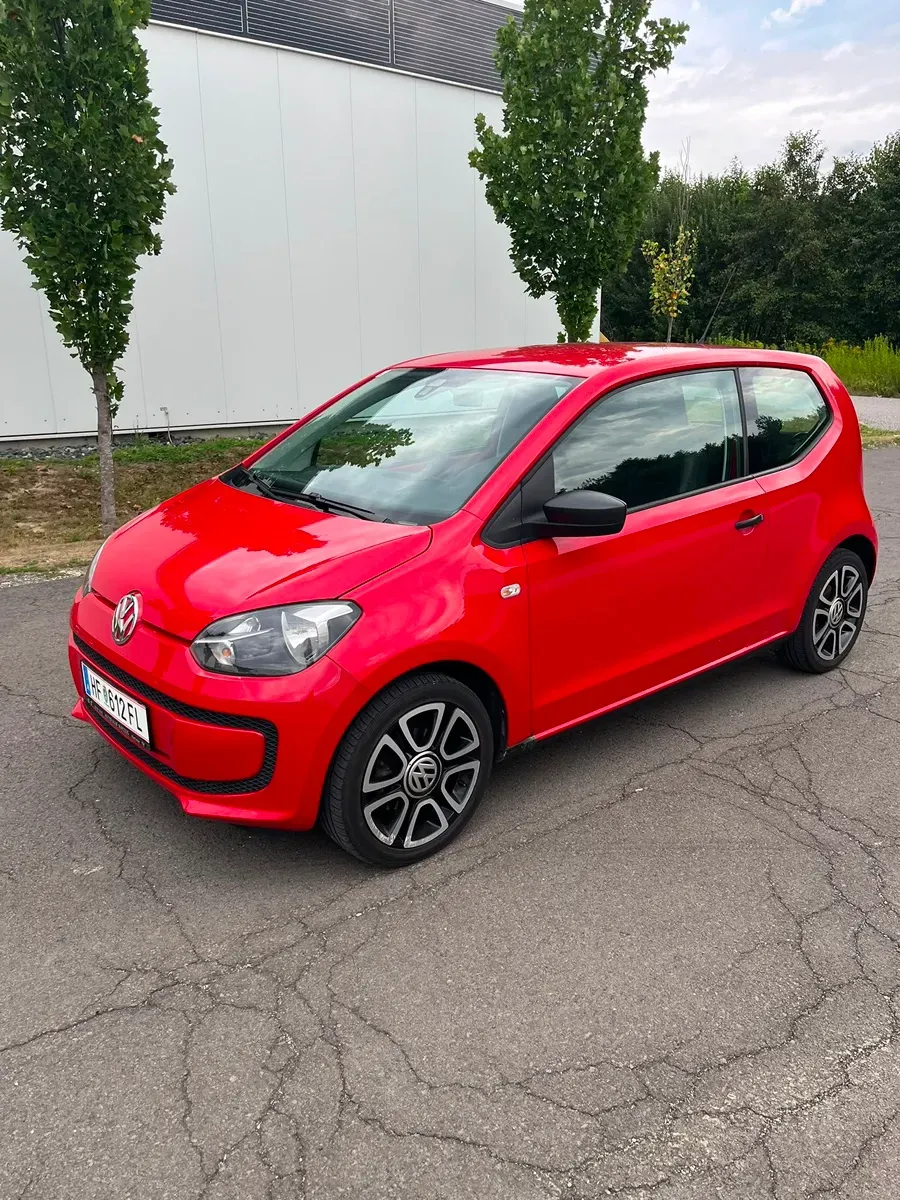 Volkswagen Up